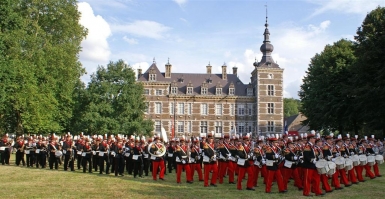 Koninklijke Harmonie Sainte Cécile tijdens Taptoe Eijsden